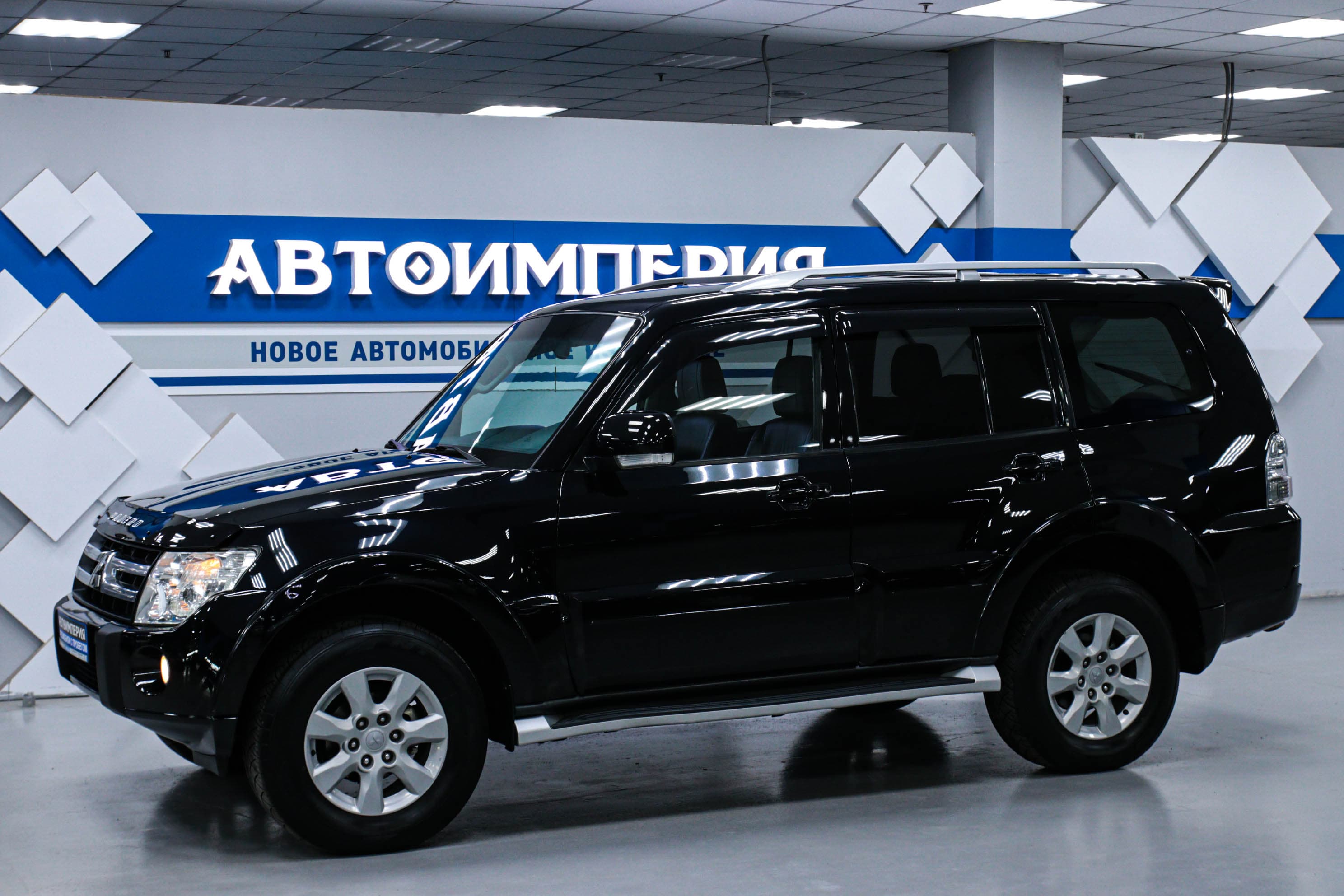 Mitsubishi Pajero 0